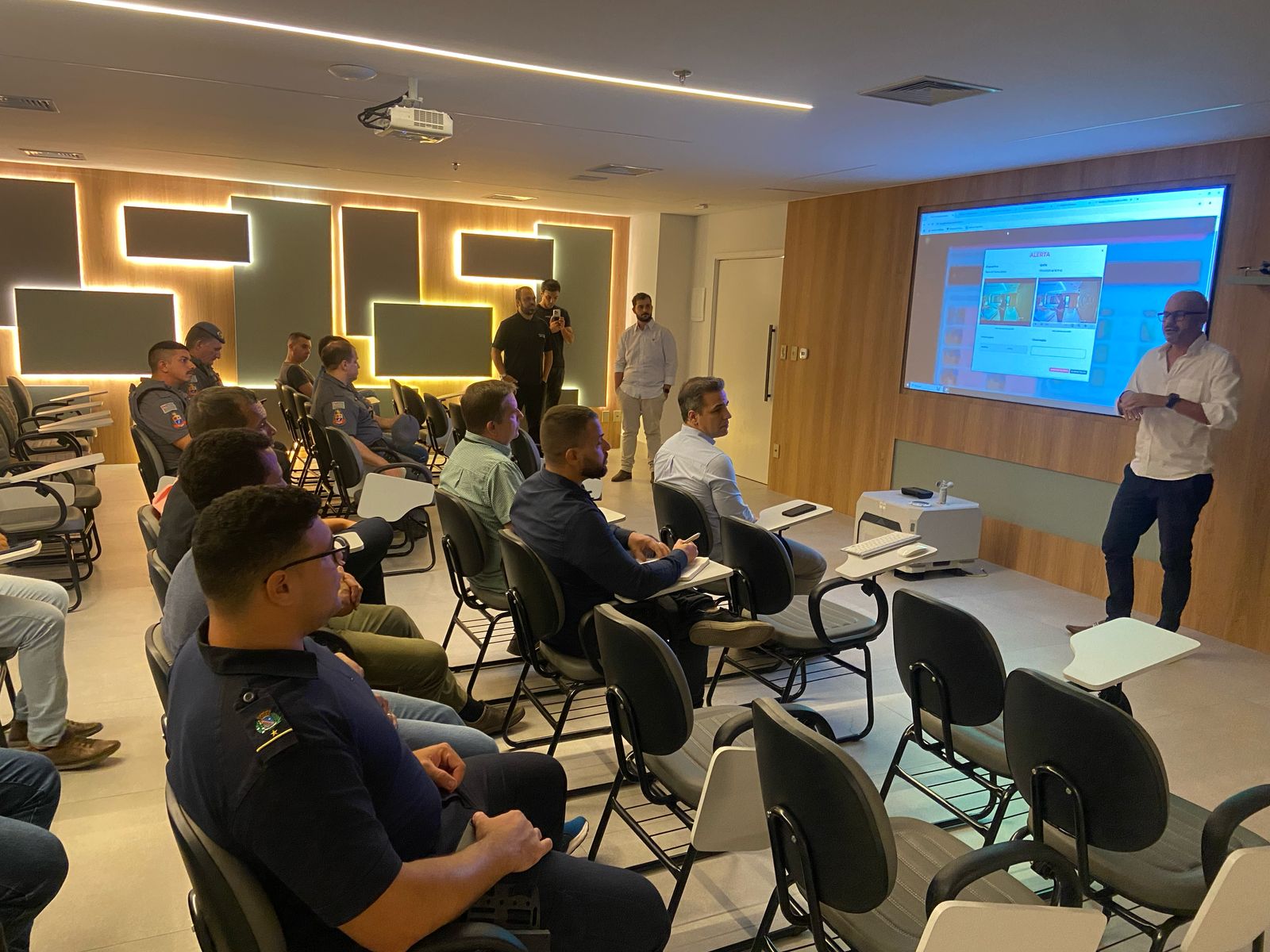 WhatsApp Image 2025-04-17 at 18.31.10 (2).jpeg